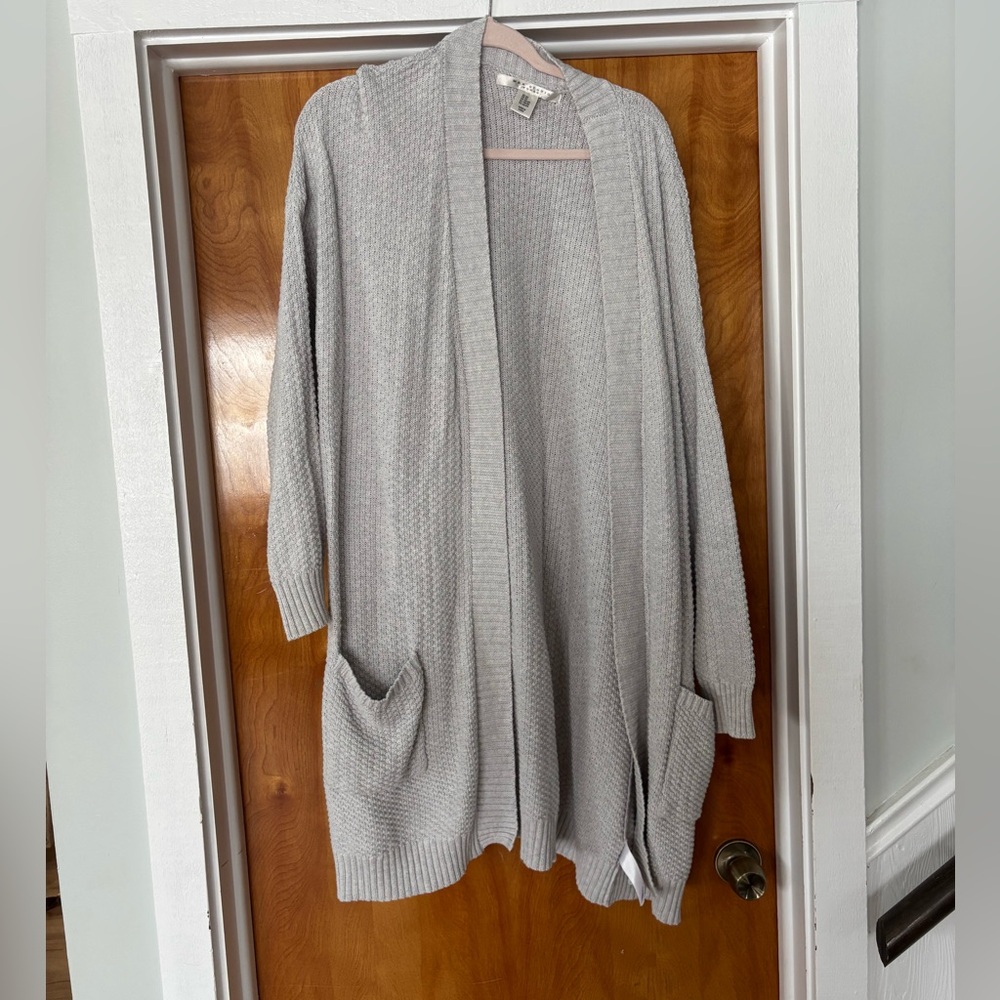 Max Studio Light Gray Knit Cardigan